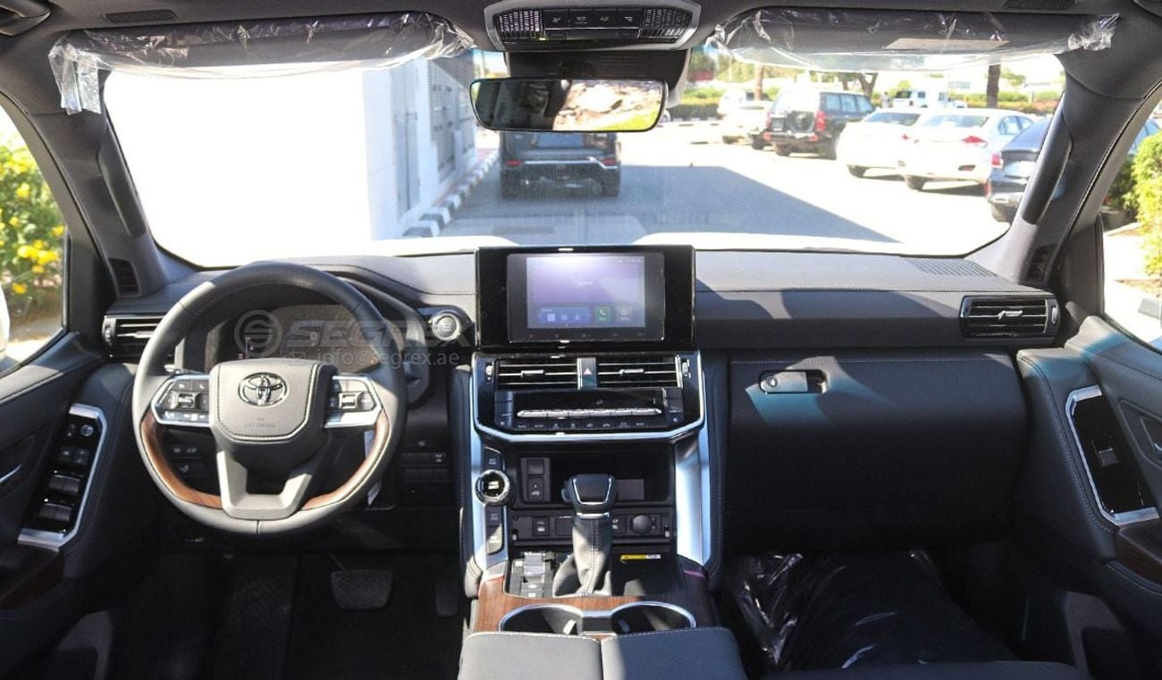 تويوتا لاند كروزر 2026 Model Toyota Land Cruiser (LC300) GXR, 4.0L Petrol 4WD 6A/T