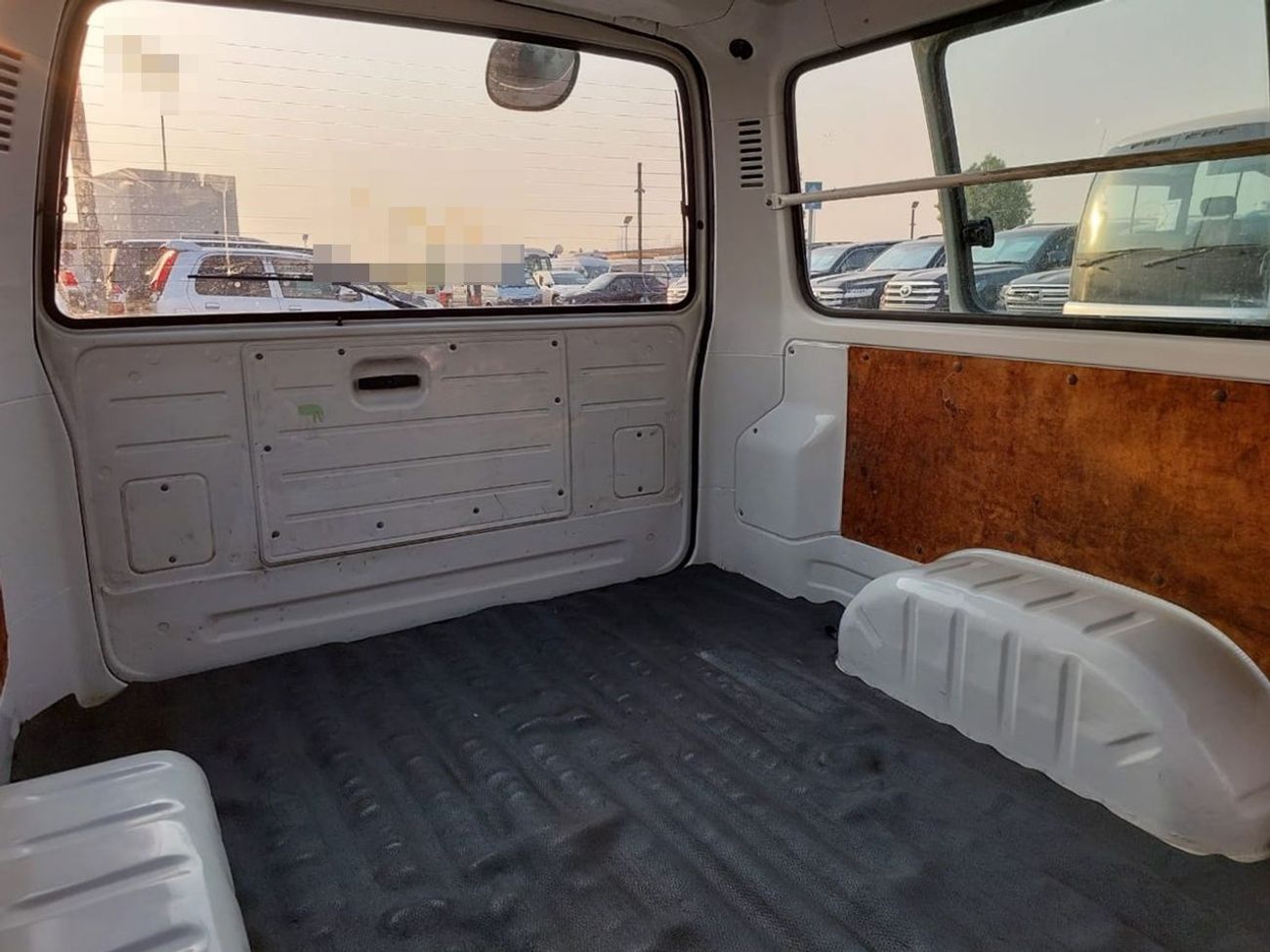 Toyota Hiace TOYOTA HIACE VAN RHD 2002 MODEL 2.0 L PETROL MANUAL(PM07906)