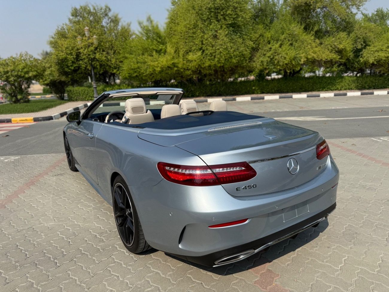 مرسيدس بنز E450 كوبيه