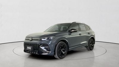 Volkswagen Tiguan R-LINE | Guaranteed Warranty | 0 Down Payment