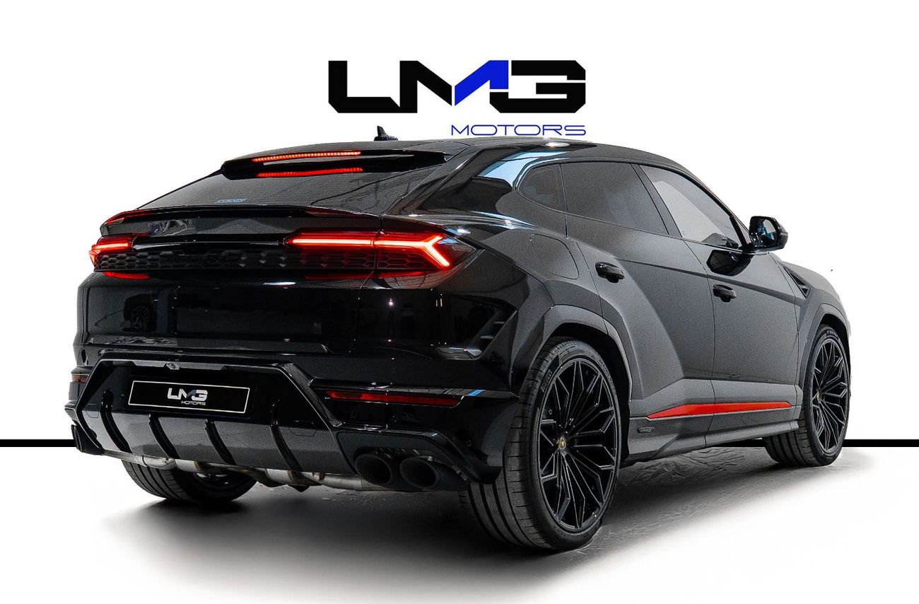 لامبورغيني اوروس 2025 URUS SE HYBRID | TWO TONE INTERIOR | PANORAMIC ROOF | BANG N OLUFSEN 3D SOUND | STYLE PACKAGE