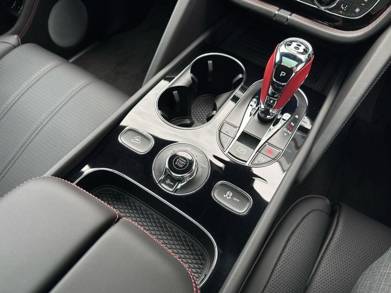 Bentley Bentayga 4.0 V8 S Auto 4WD Euro 6 (s/s) 5dr (EXPORT ONLY) Right hand drive