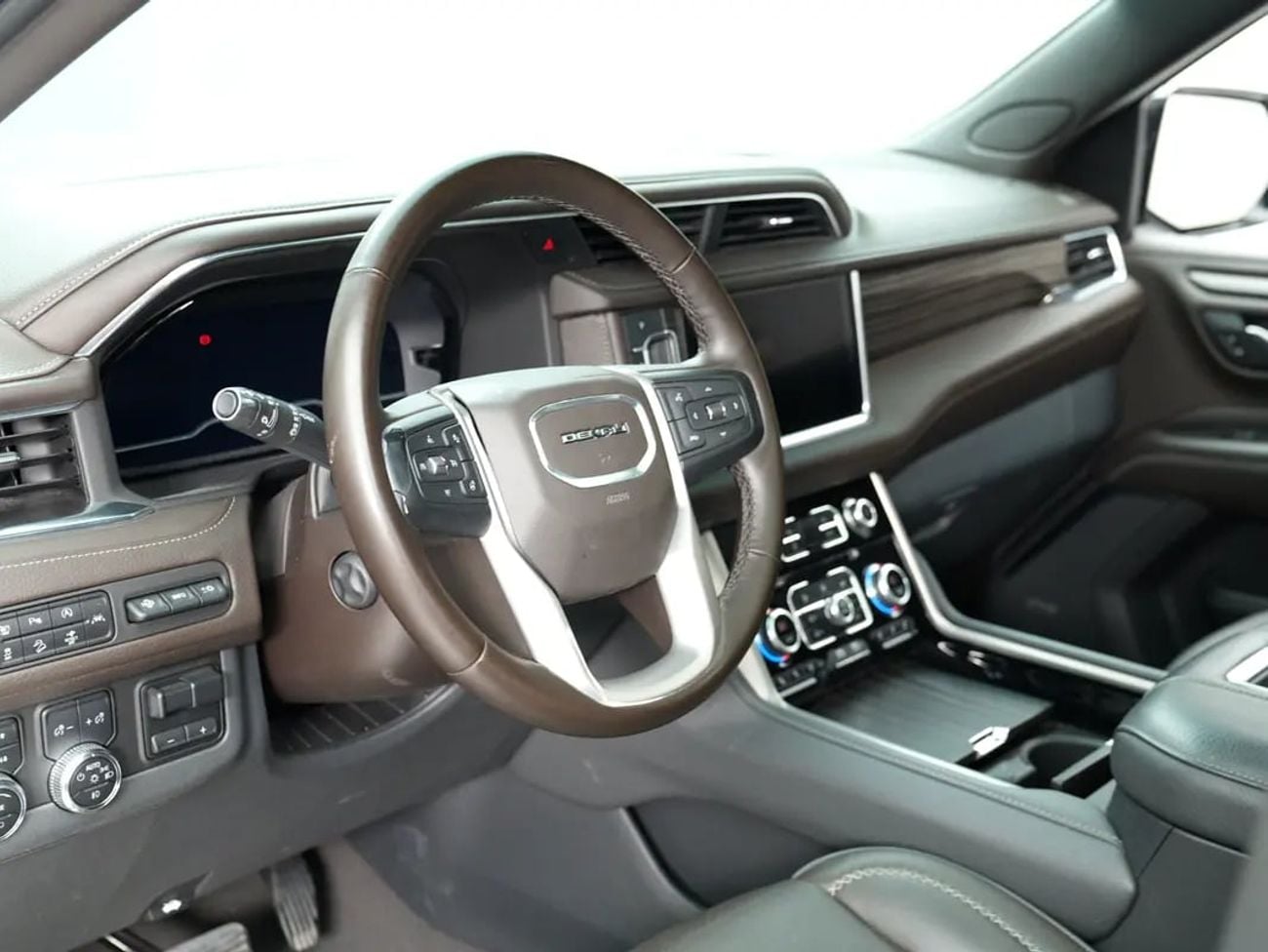 GMC Yukon DENALI | GCC Specs | Low Mileage | Warranty