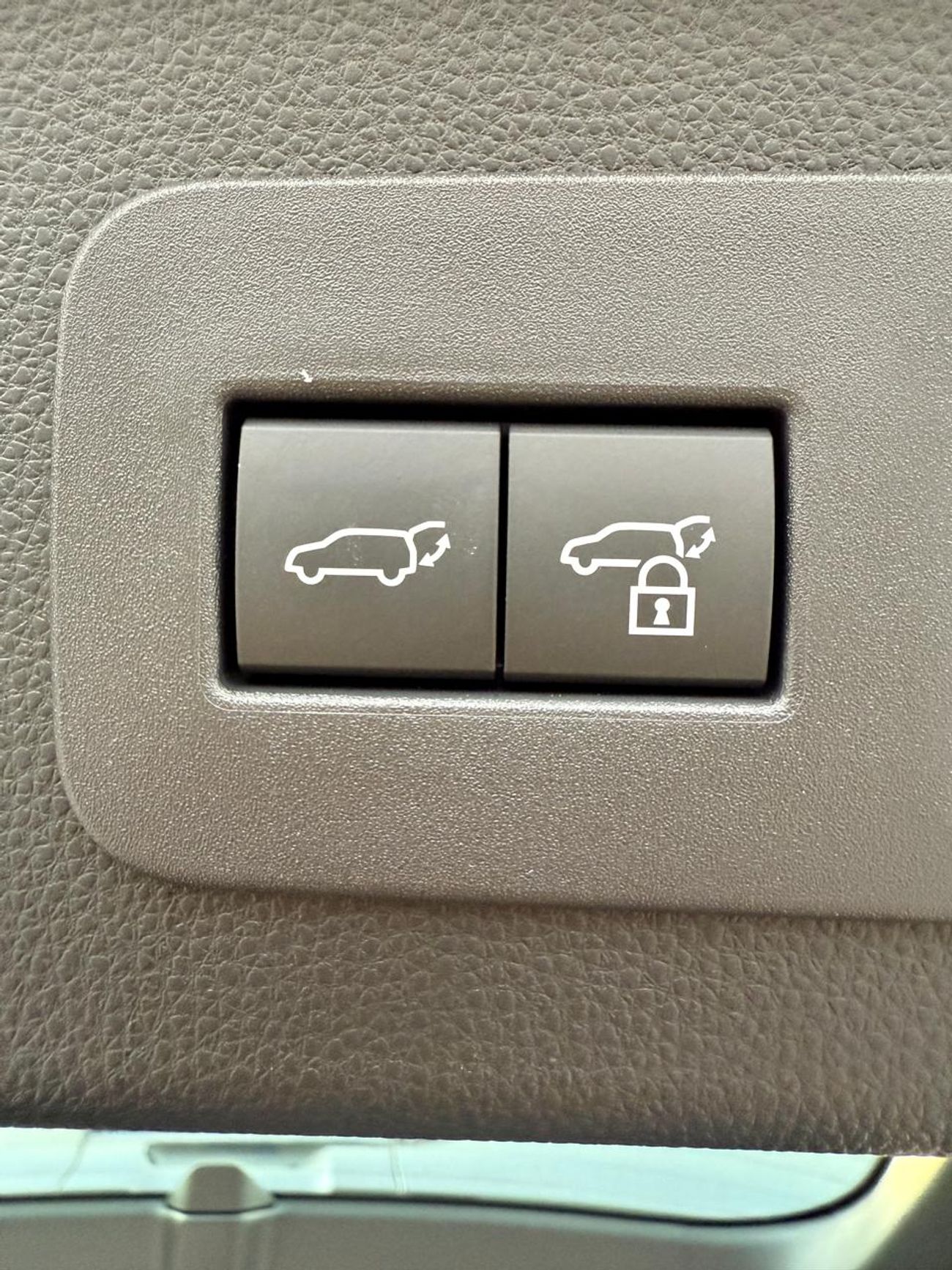 Lexus LX 600 Lexus Lx600 Fsport 3.5L A/T Petrol