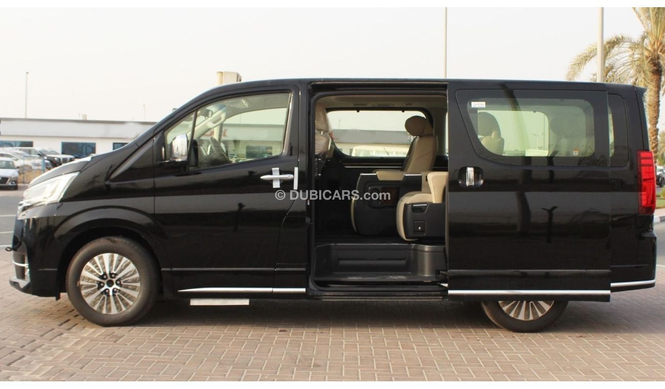 تويوتا جرافينا TOYOTA GRANVIA 2.8L WAGON 6 SEATS AT