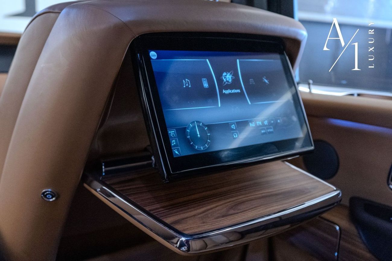 رولز رويس كولينان 2020 Rolls Royce Cullinan Mansory, Warranty, Certificate Available, Full Options, VIP Seats, GCC