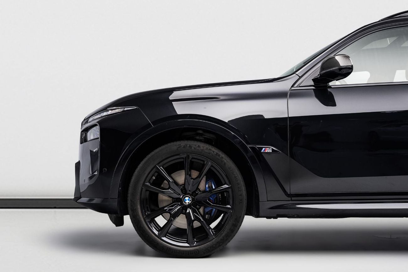 BMW X7 M60i XDRIVE BUY NOW, PAY 2027 | THE BLACKLINE STANDARD | BMW Warranty + Service Contract, GCC, LOW K