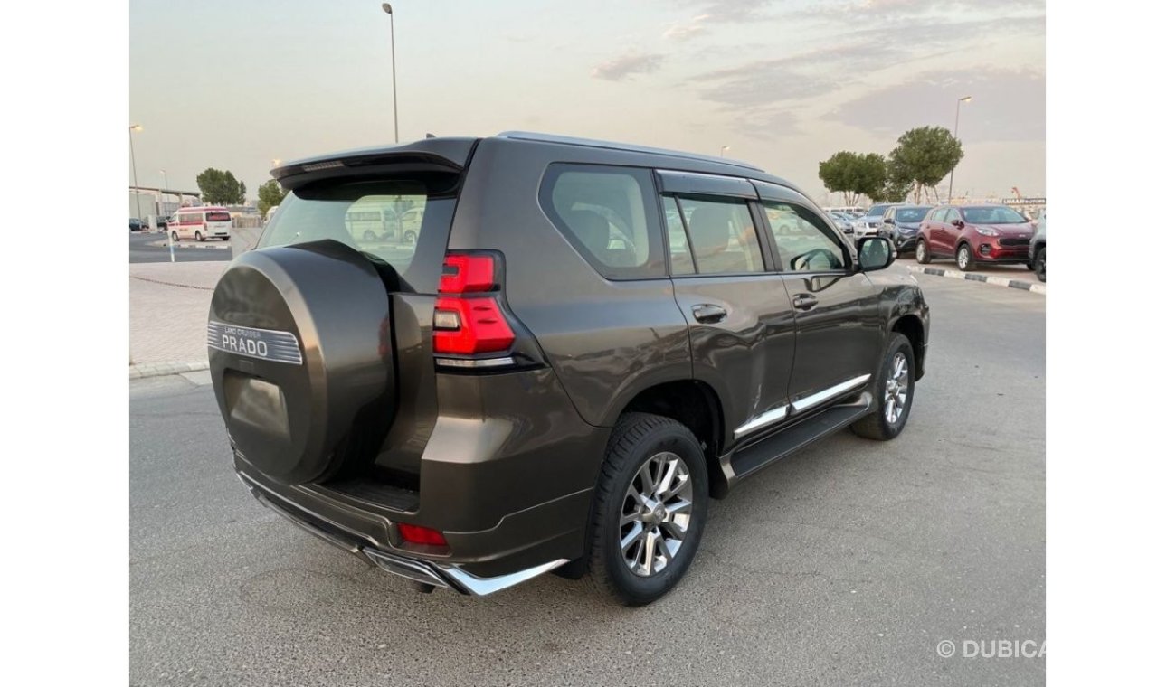 تويوتا برادو diesel right hand drive grey color 2018 2.8L full option