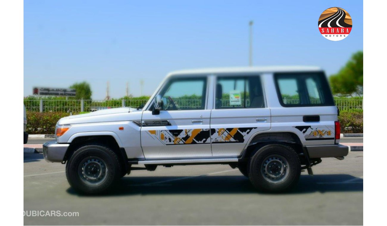 Toyota Land Cruiser Hard Top 76 V6 4.0L Petrol MT With Diff.Lock (Export only)