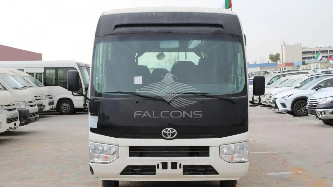 تويوتا كوستر 22 seats – Diesel, V6, Manual Transmission