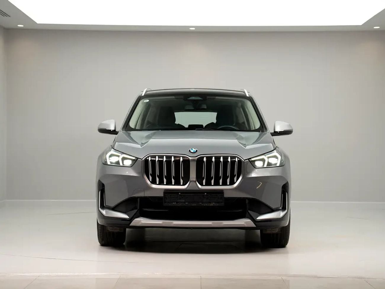 BMW X1 SDRIVE20Li (NON GCC) LOW MILEAGE | Perfect condition