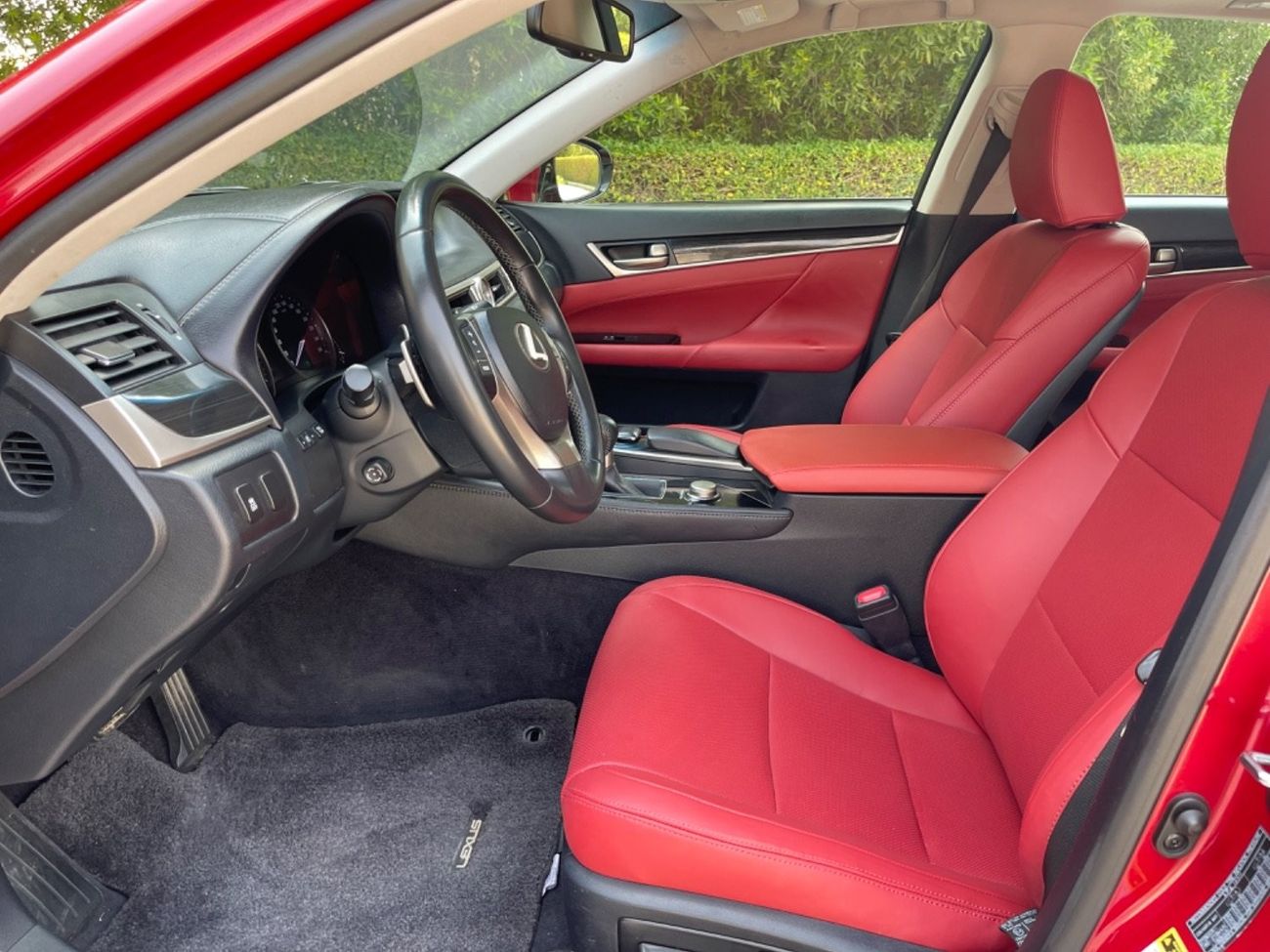 Lexus GS250 Lexus GS 250sport (GCC  _ SPEC) - mobile 2012- VERY GOOD CONDITION