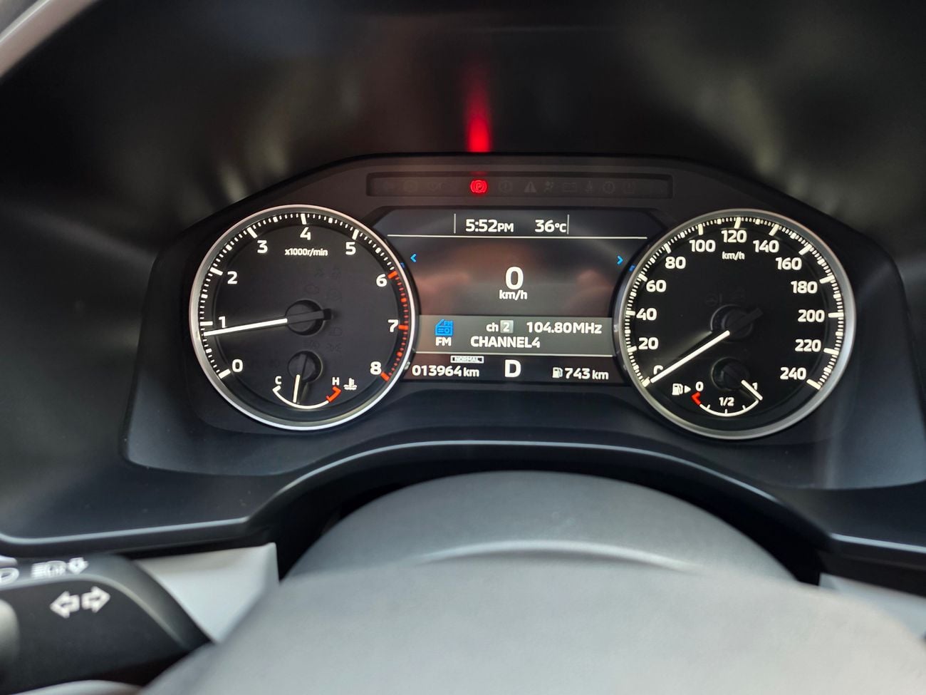 ميتسوبيشي آوتلاندر midline 4WD 2.5L