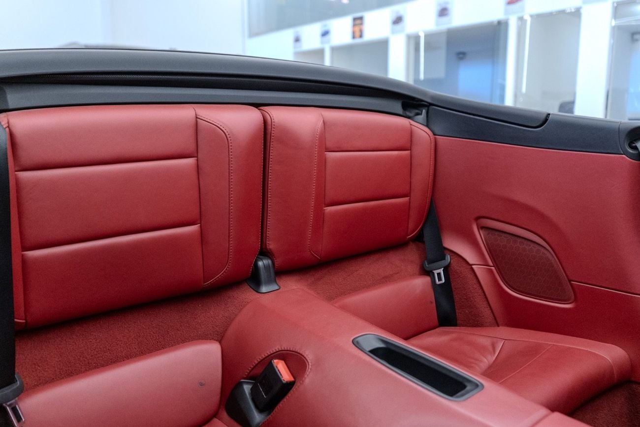 بورش 911 2015 Porsche 911 Turbo Convertible, Fully Loaded, Excellent Condition, GCC Spec