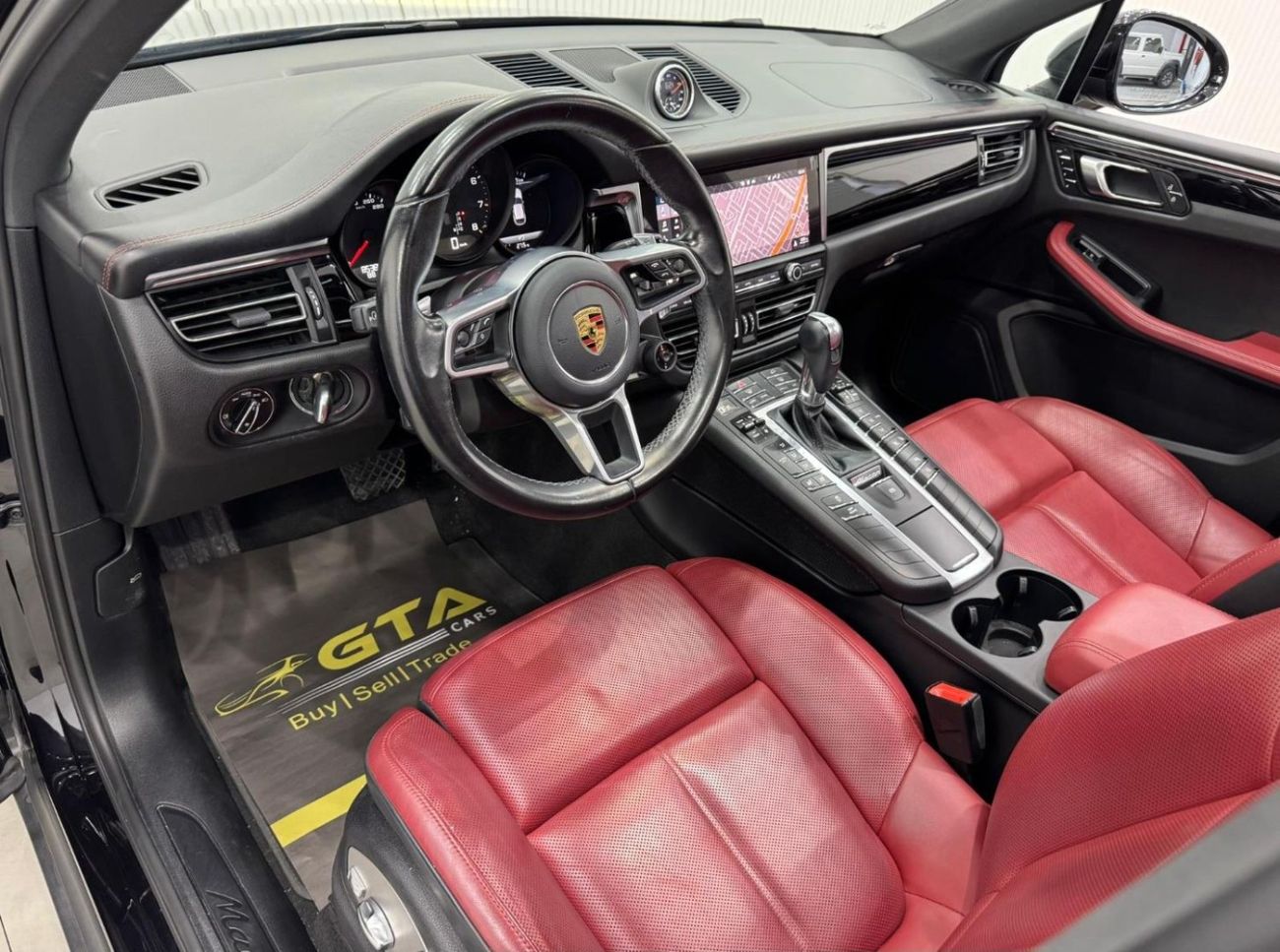 بورش ماكان Std 2.0L (252 HP) 2021 Porsche Macan, Mar 2026 Porsche Warranty, Full Service History, GCC