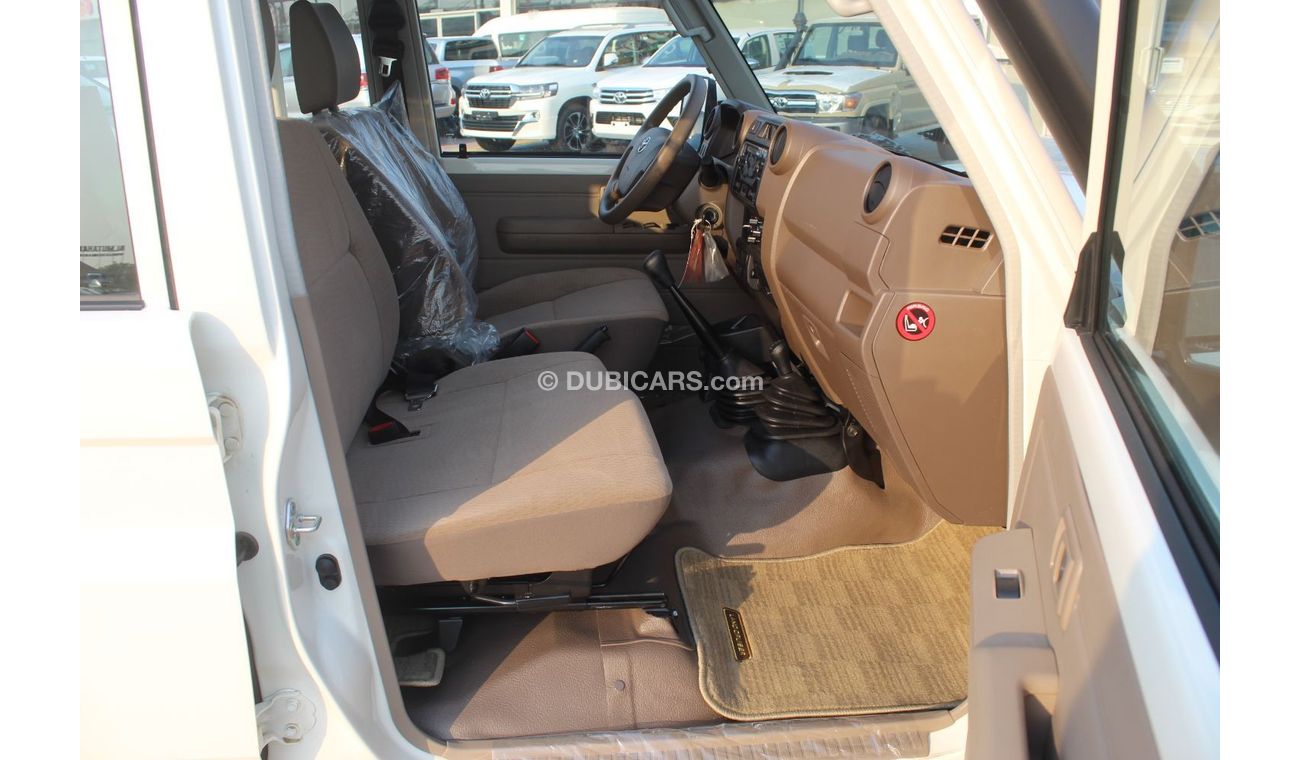 Toyota Land Cruiser Pick Up 4.5L Diesel Double Cabin 2021 available only for export