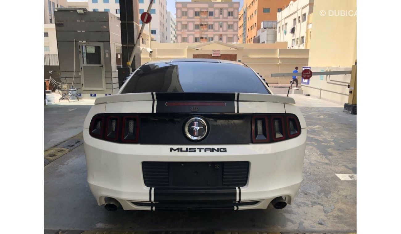 Ford Mustang Std