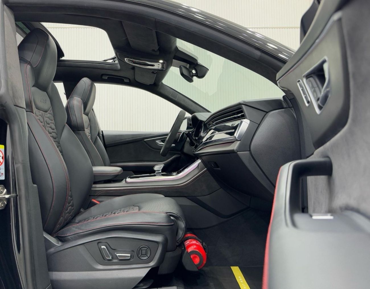 أودي RSQ8 2021 Audi RSQ8, Nov 2025 Agency Warranty + Service Package, Full Service History, GCC