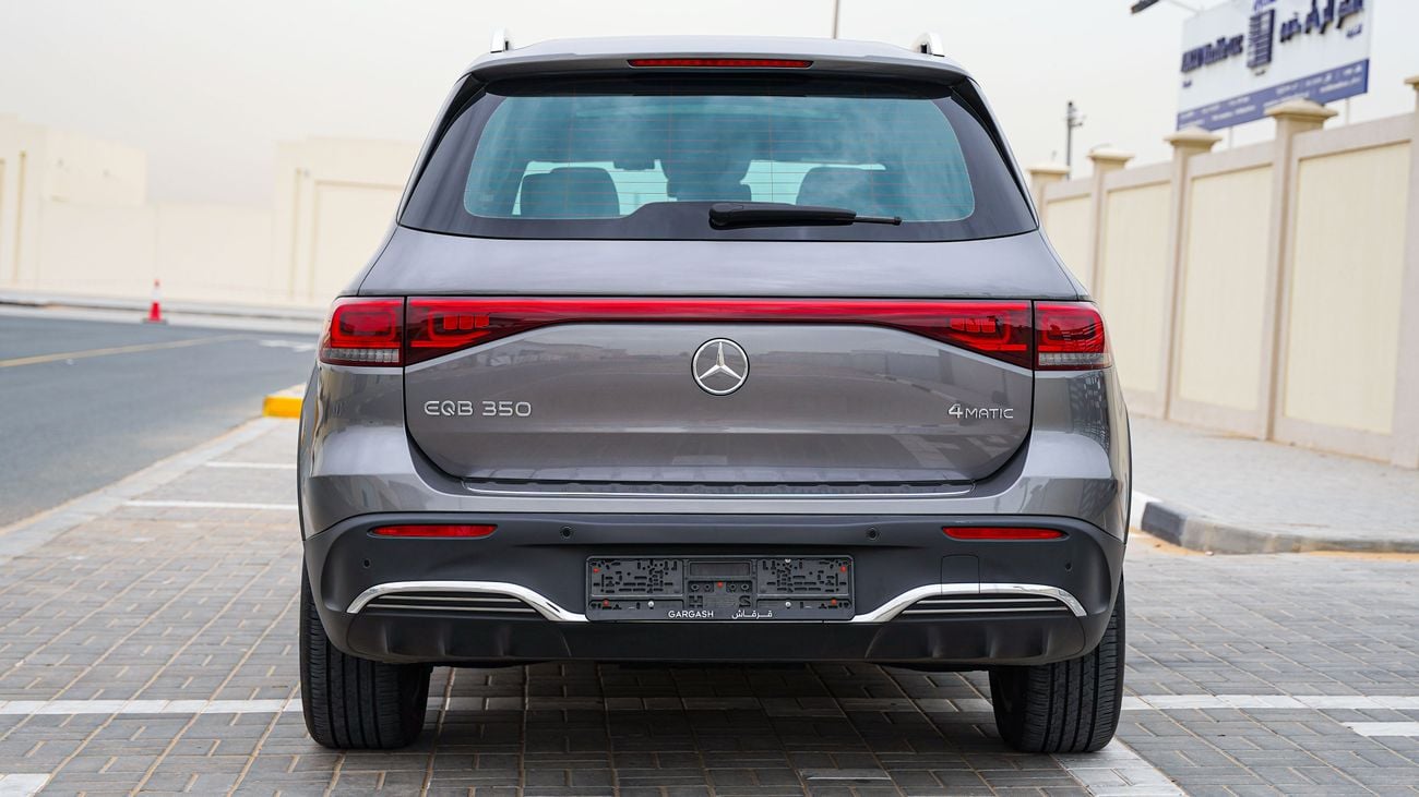 مرسيدس بنز EQB 350 4M STANDARD