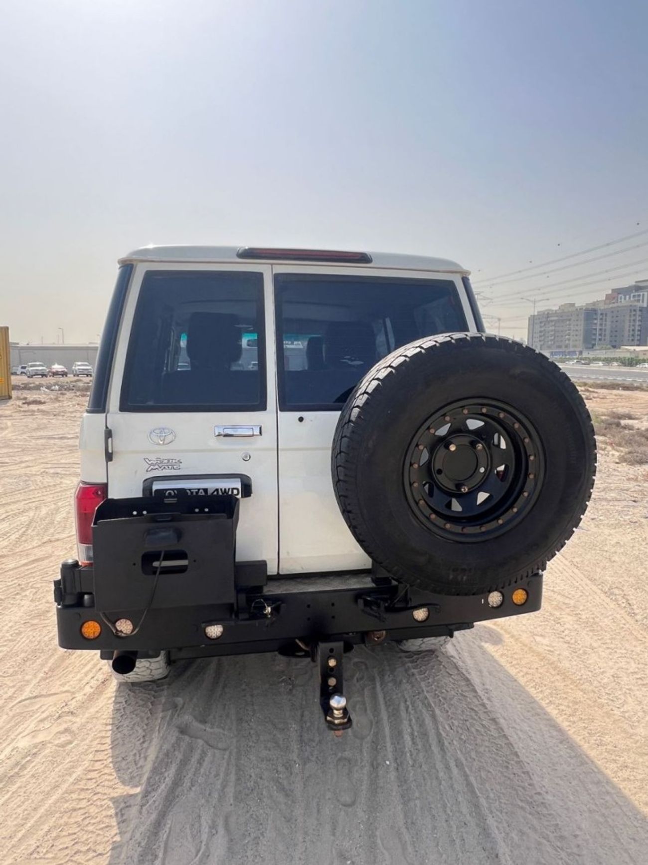 تويوتا لاند كروزر 70 DIESEL 4.5 LITER ,RIGHT HAND DRIVE ,4 DOORS