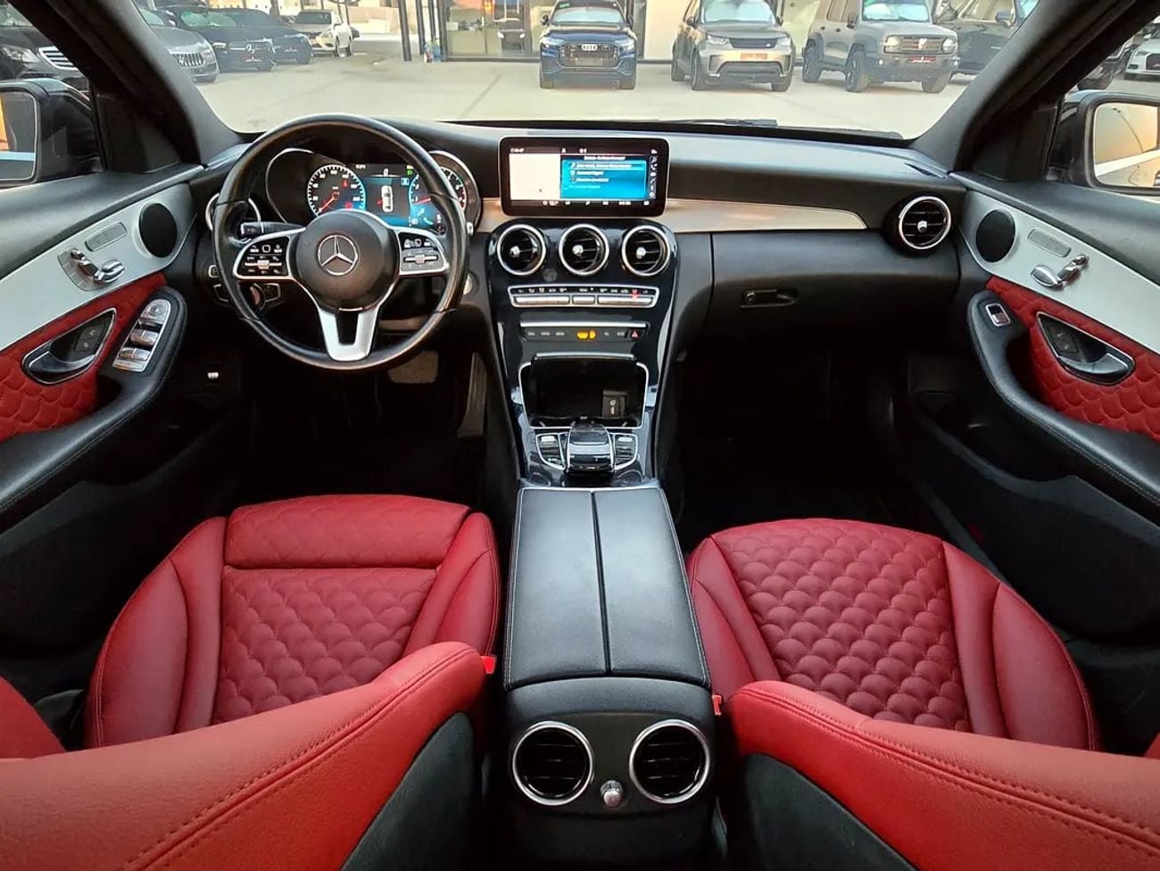 مرسيدس بنز C 300 AMG - Canadian Specs - GCC Ready