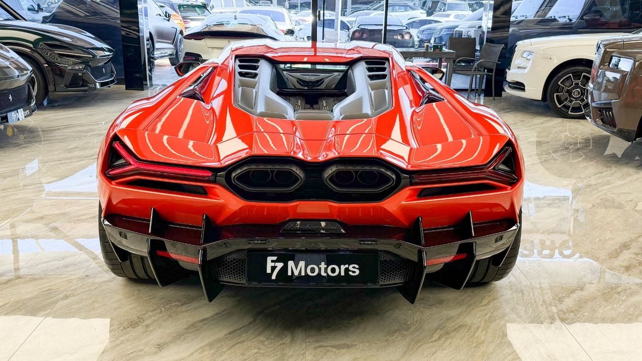 Lamborghini Revuelto Lamborghini Revuelto 2026 - Hybrid Powertrain (First-Ever)