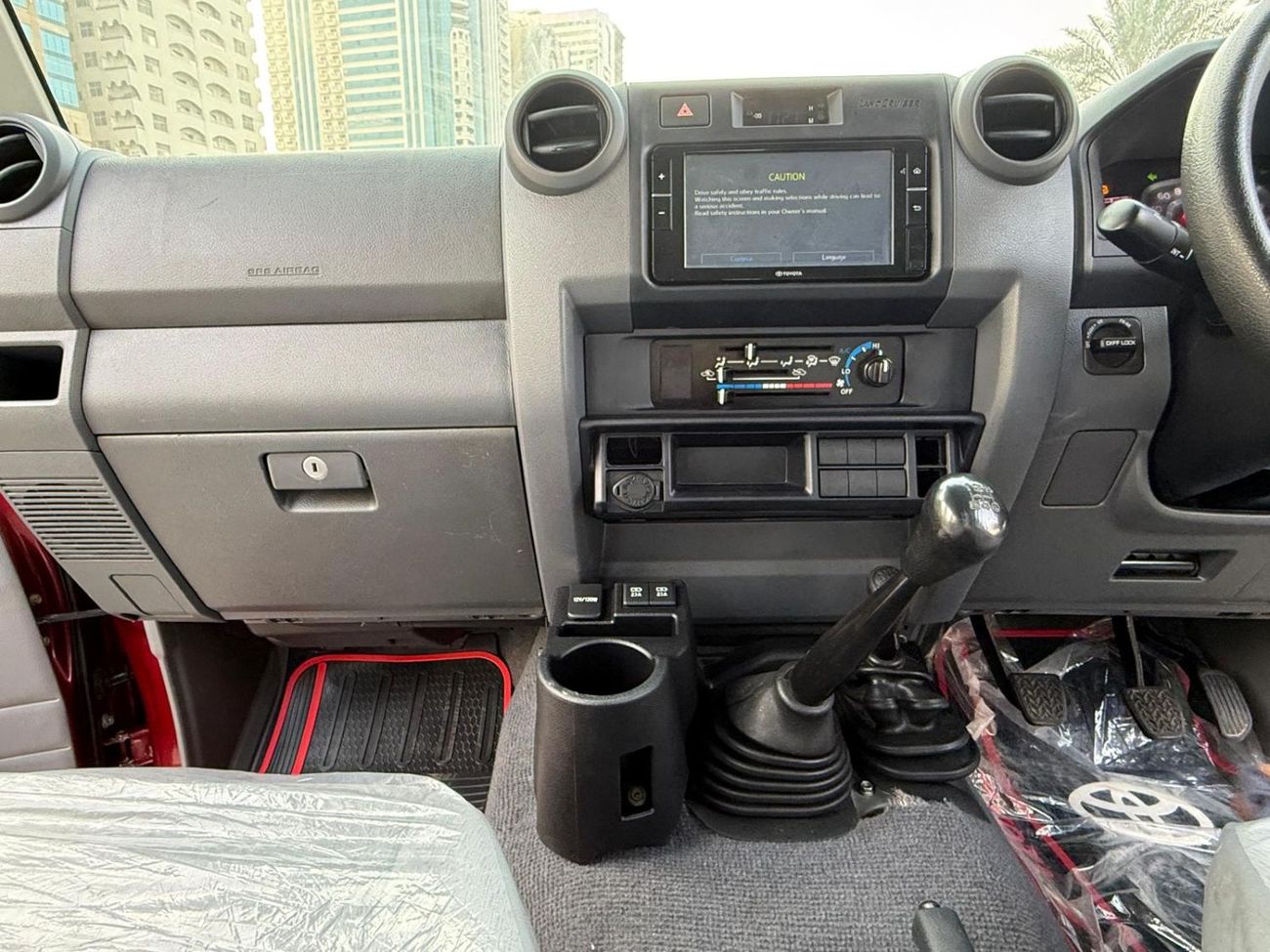 تويوتا لاند كروزر بيك آب PICKUP DLX Winch 4.5L Toyota Landcruiser 79 series dual cab V8  Export from Australia