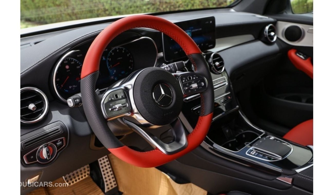 مرسيدس بنز GLC 200 AMG 4matic Coupe Night Package Local Registration + 10%