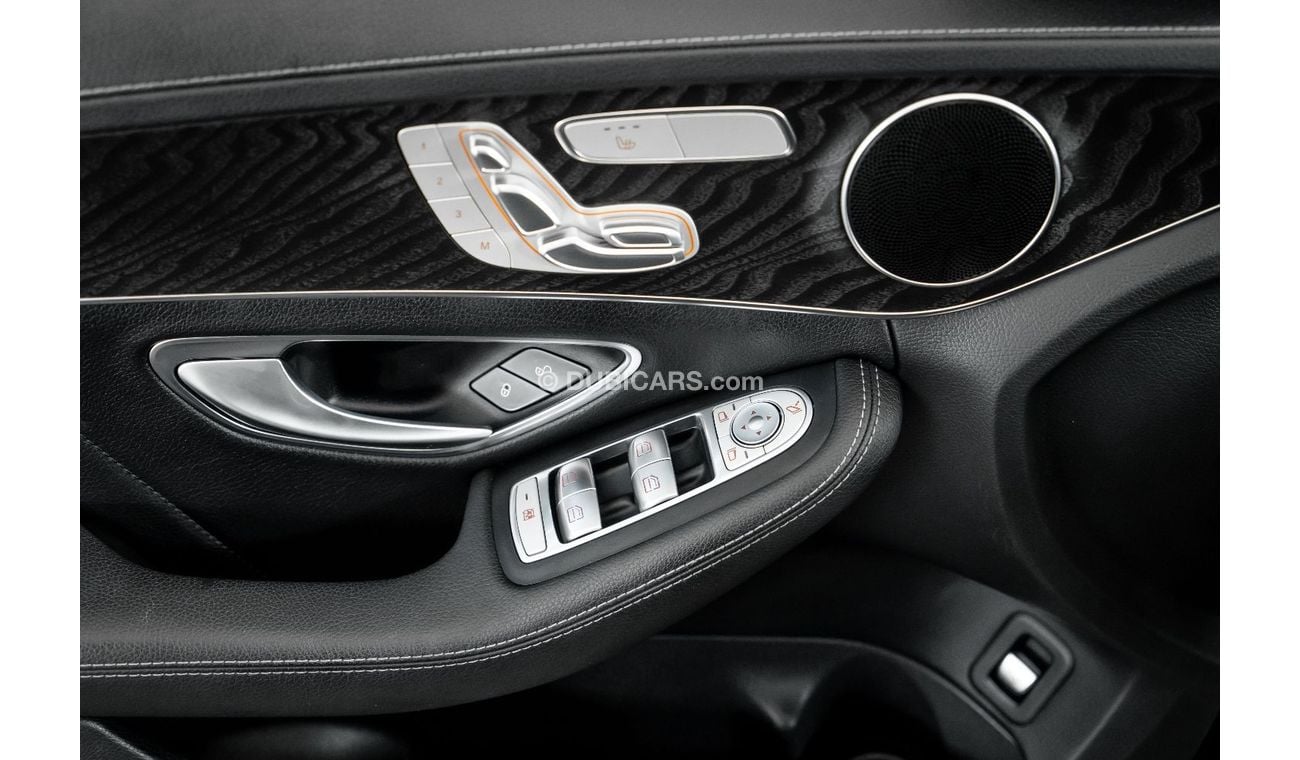 Mercedes-Benz C 200 AMG Pack 2016 Mercedes Benz C200 / High Spec / Japan Grade 4.5B Import