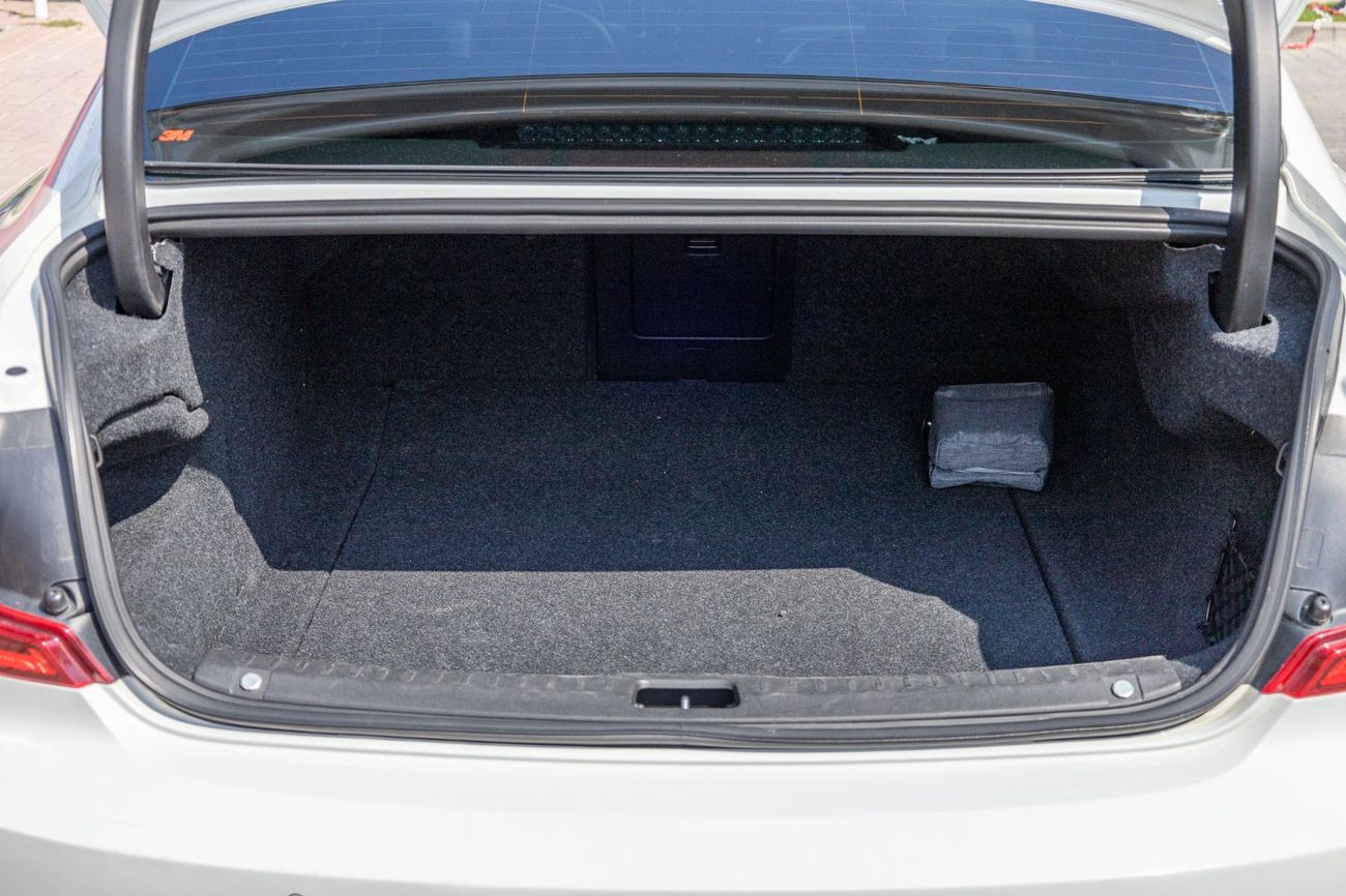 Volvo S90 Momentum 2.0L