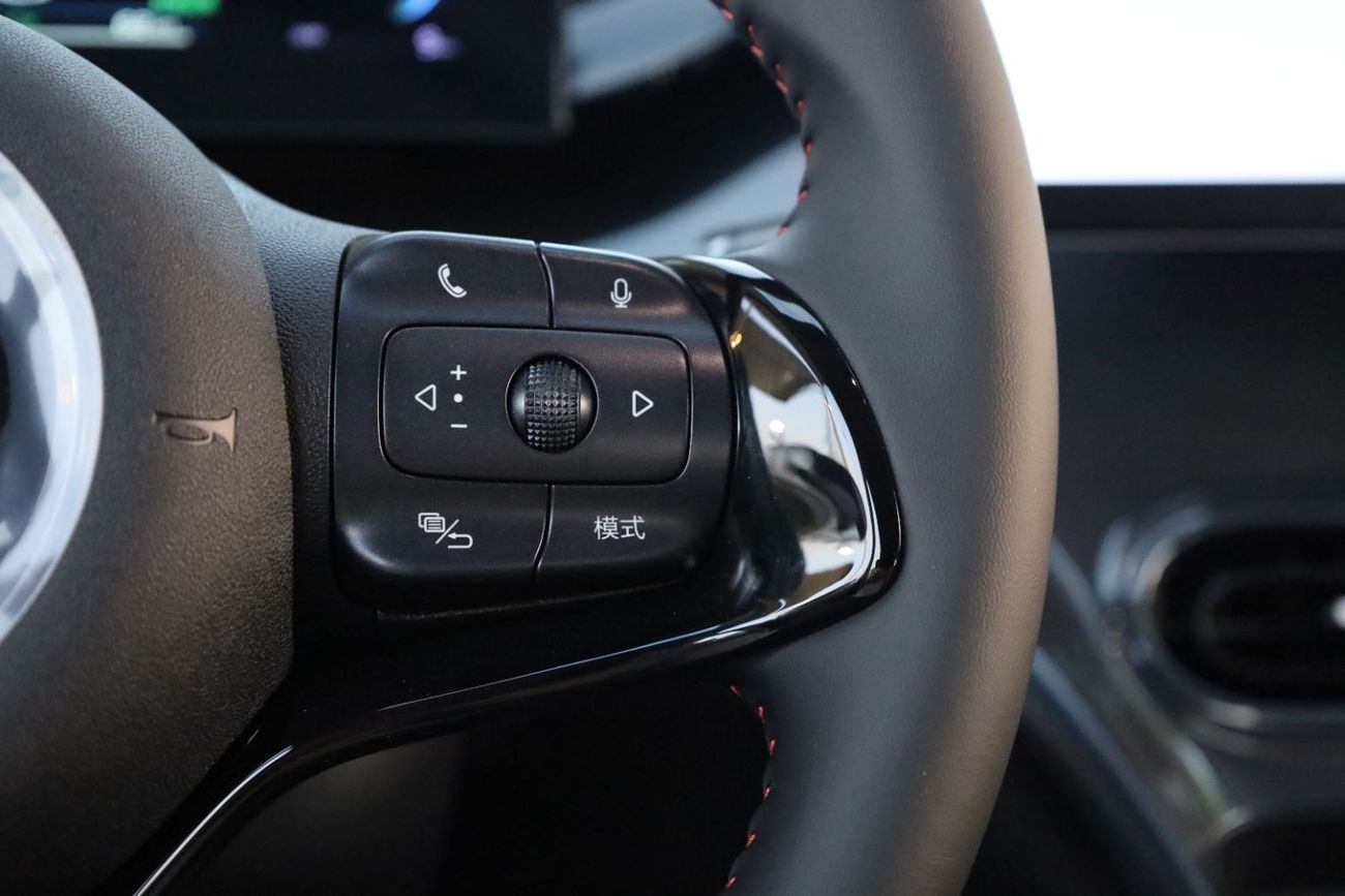 بي واي دي e2 BYD_E2_LUXURY_405KM_2025