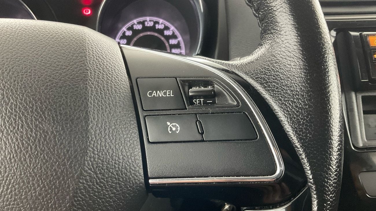 Mitsubishi ASX 2.0 CVT 2WD BASIC | Guaranteed Warranty | 0 Down Payment