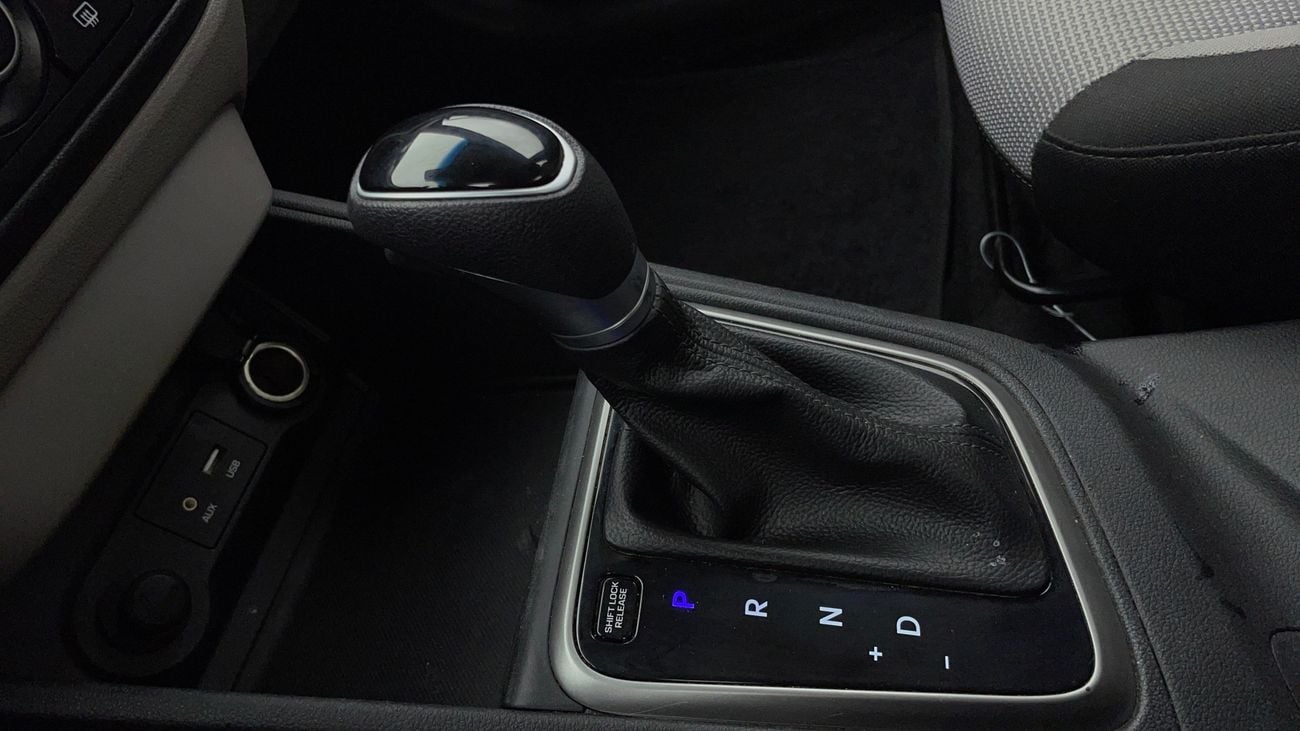 هيونداي أكسنت GL 1.6 | بدون دفعة مقدمة | اختبار القيادة في المنزل