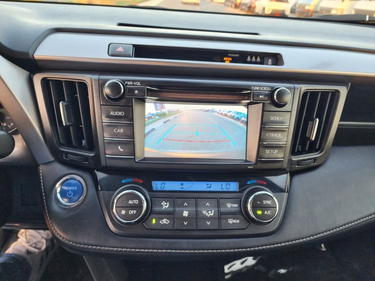 Toyota RAV4 TOYOTA RAV4 hybrid XLE 2.5L