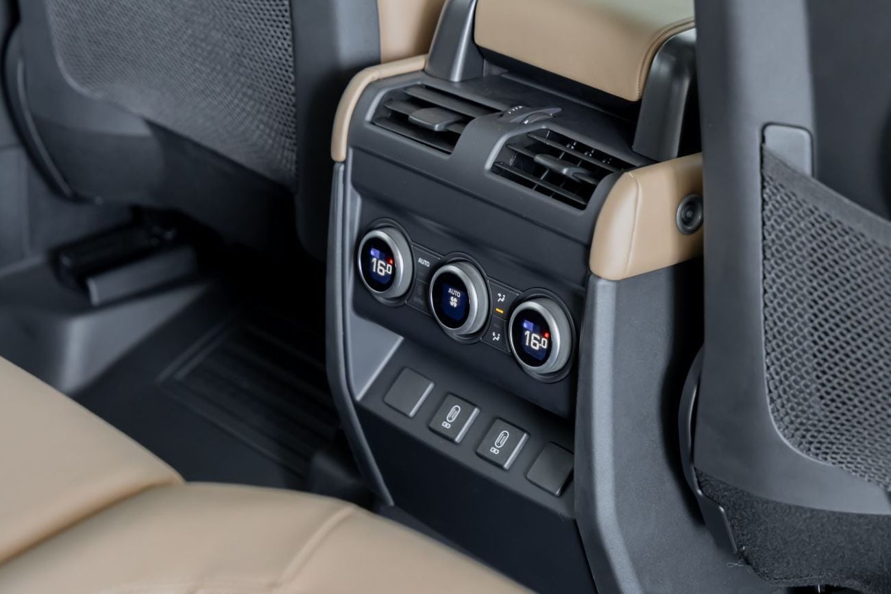 لاند روفر ديفندر Land Rover Defender | 110 X-Dynamic HSE (P400) | GCC Specs | 2026 (Export)