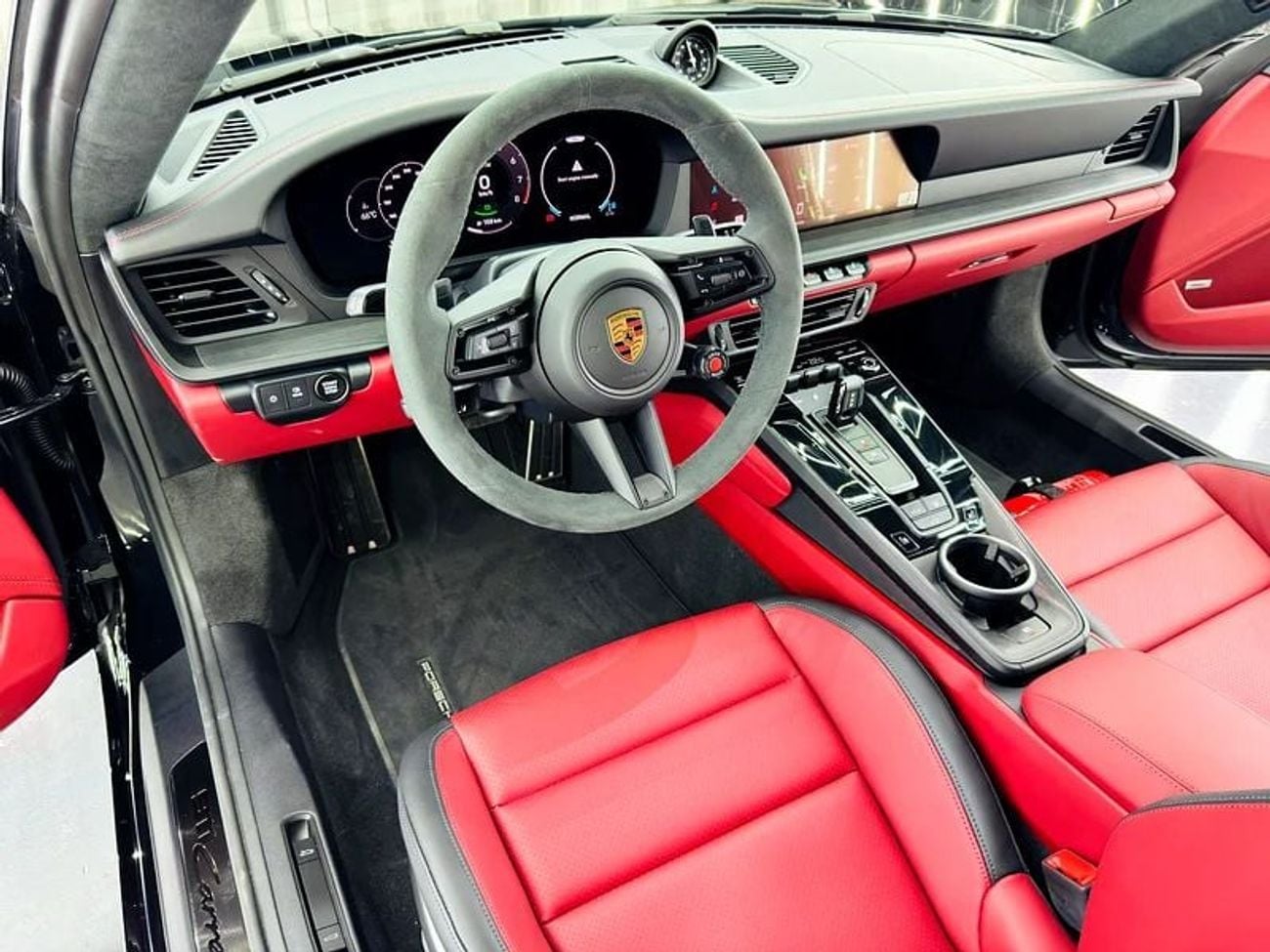 Porsche 911 CARRERA GTS 3.6L (532 HP) Coupe 2025 Porsche 911, 2027 Porsche Warranty, Sport Chrono Package, Very