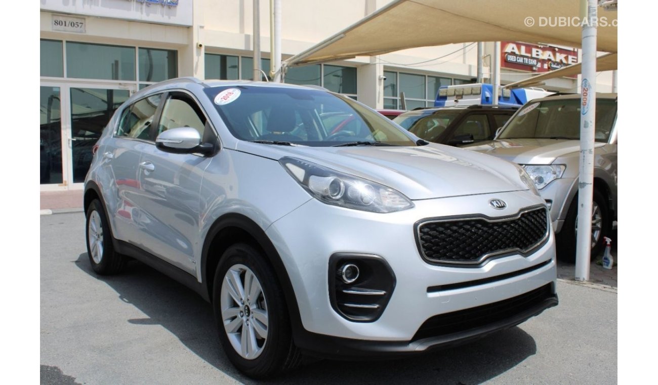 Kia Sportage EX ACCIDENTS FREE - GCC - 2000 CC - AWD - CAR IS IN PERFECT CONDITION INSIDE OUT