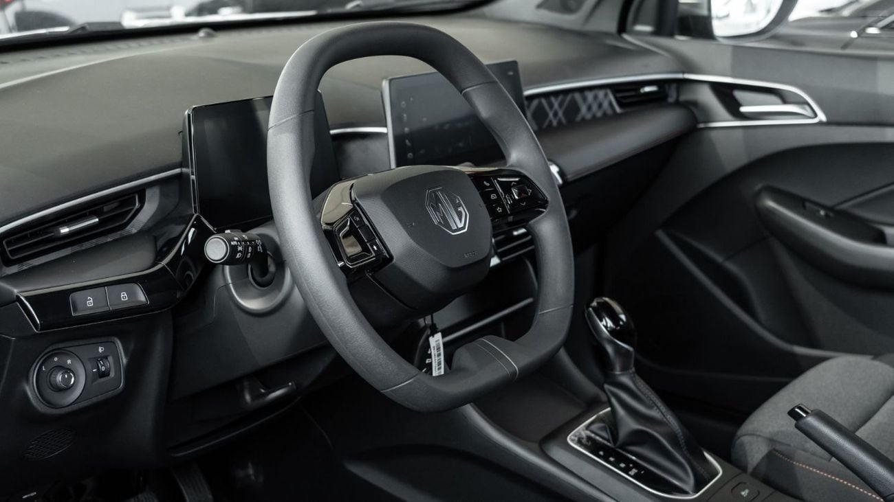 MG 3 MG 3 1.5L AT - STD