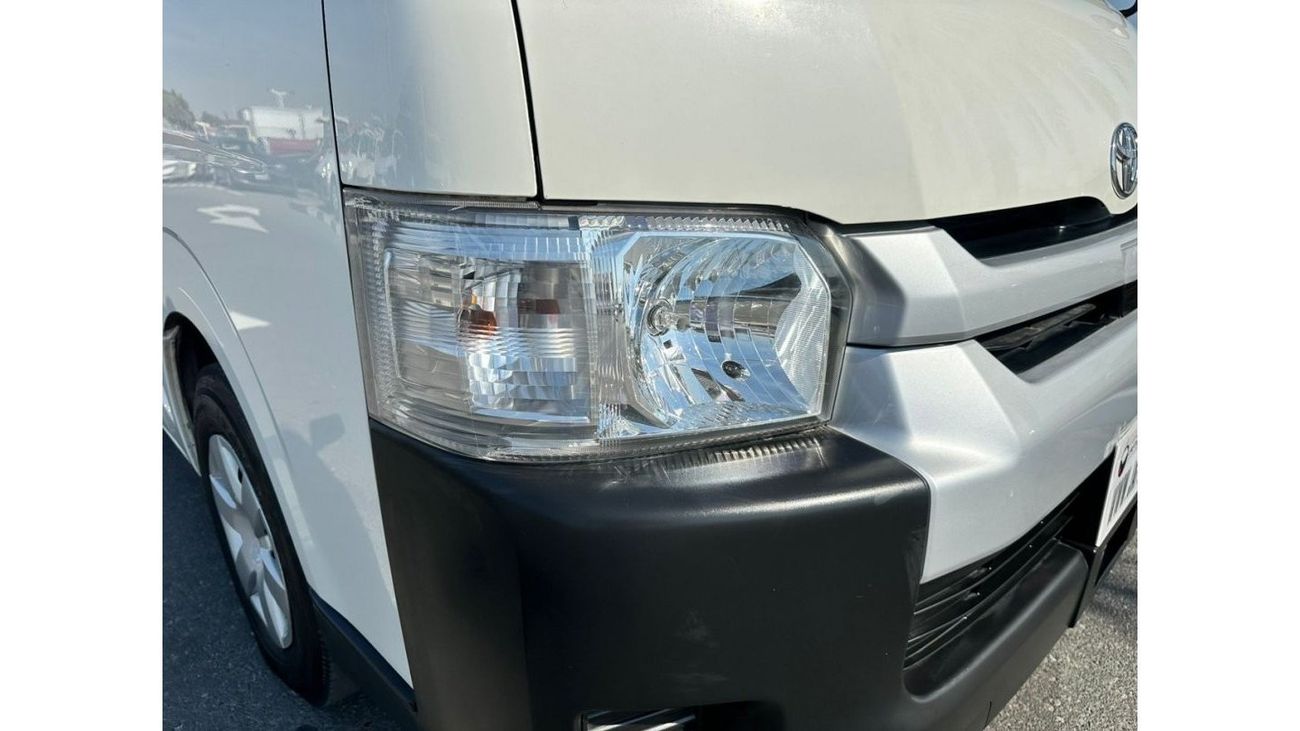 Toyota Hiace 2019 | RHD | MULTIMEDIA SCREEN | REAR VIEW CAMERA | POWER SLIDE DOOR | PREMIUM FABRICATED SEATS