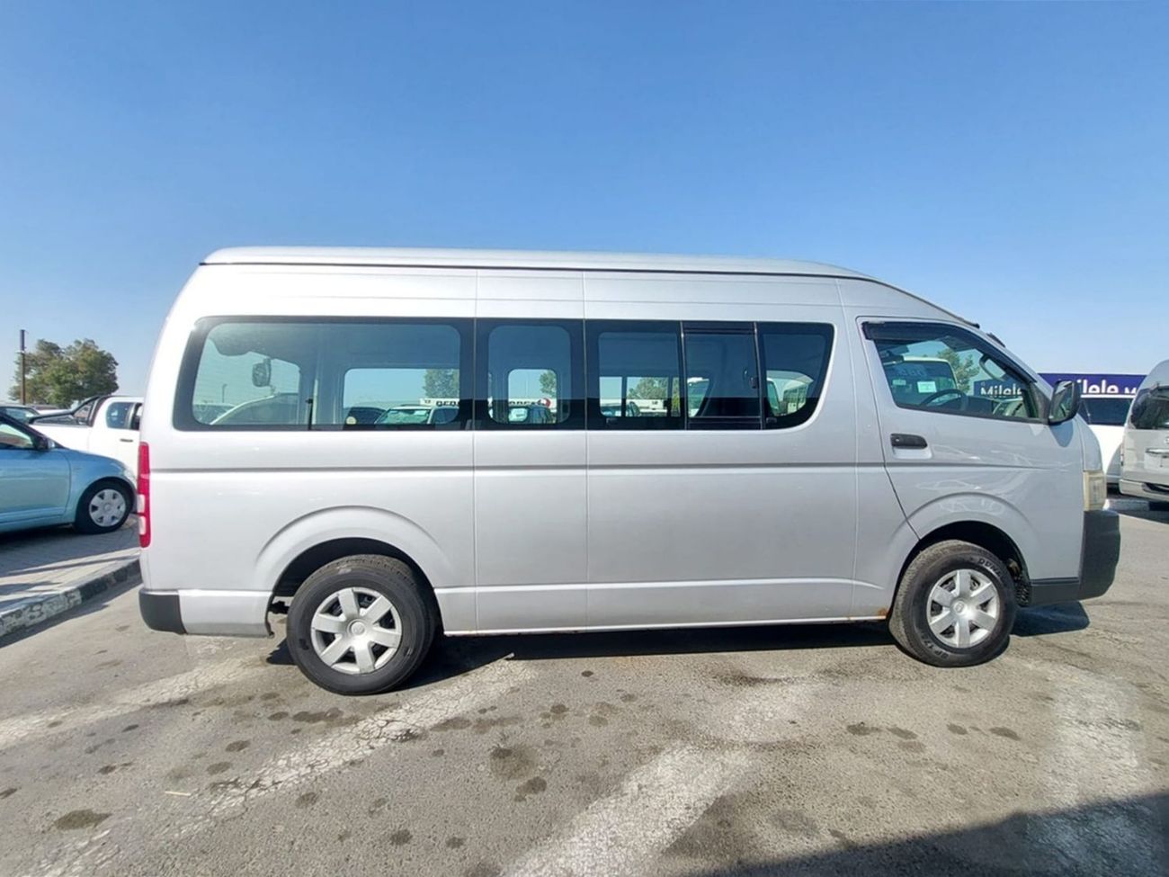 Toyota Hiace (RAMADAN OFFER) TOYOTA HIACE VAN RHD 2006 MODEL 2.5 L DIESEL AUTOMATIC(PM03353)