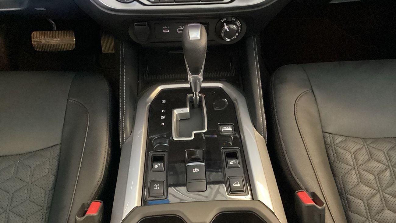 نيسان إكستيرا 2.5 4WD PLATINUM AUTO | شامل الضمان | 0 ﺪﻔﻋﺓ ﺃﻮﻟﻯ