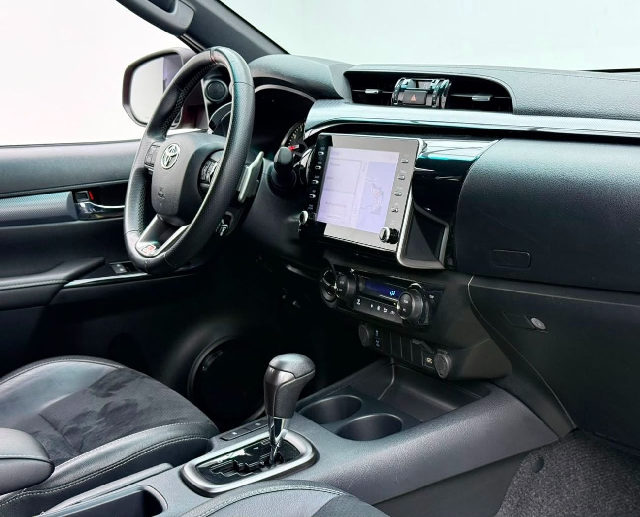 Toyota Hilux GR SPORT