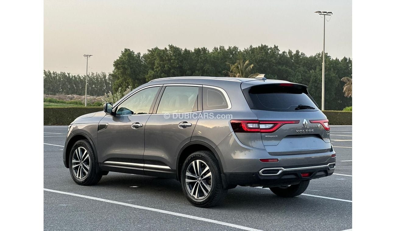 Renault Koleos KOLEOS 2017 GCC V4 2.5L Orginal paint //4x4 //Full option // Perfect condition
