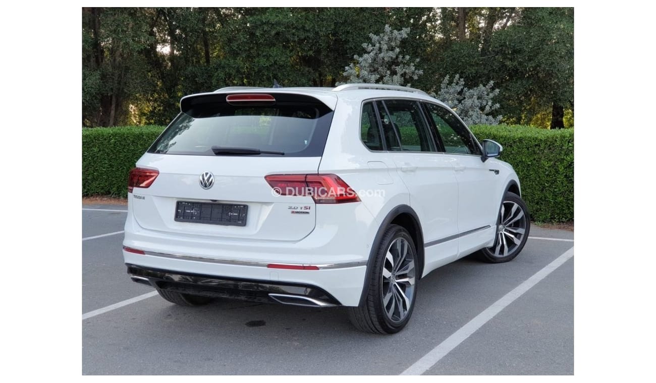 Volkswagen Tiguan R-Line Volkswagen Tiguan GCC 2017 Full Option - 2Keys - Perfect Condition