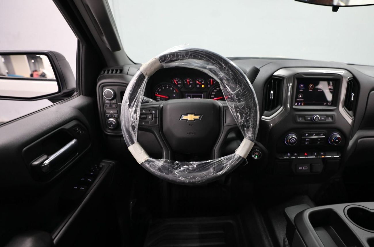 Chevrolet Silverado V8 5.3L 355 Hp 4X4 | GCC | Brand New | AED 3,550 monthly with 0% Down-Payment | Under Warranty | Ref