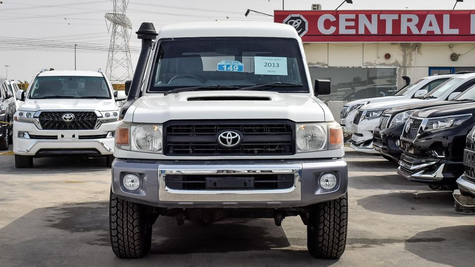 Used Toyota Land Cruiser Hard Top V8 4WD 4.5cc V8 manual diesel right