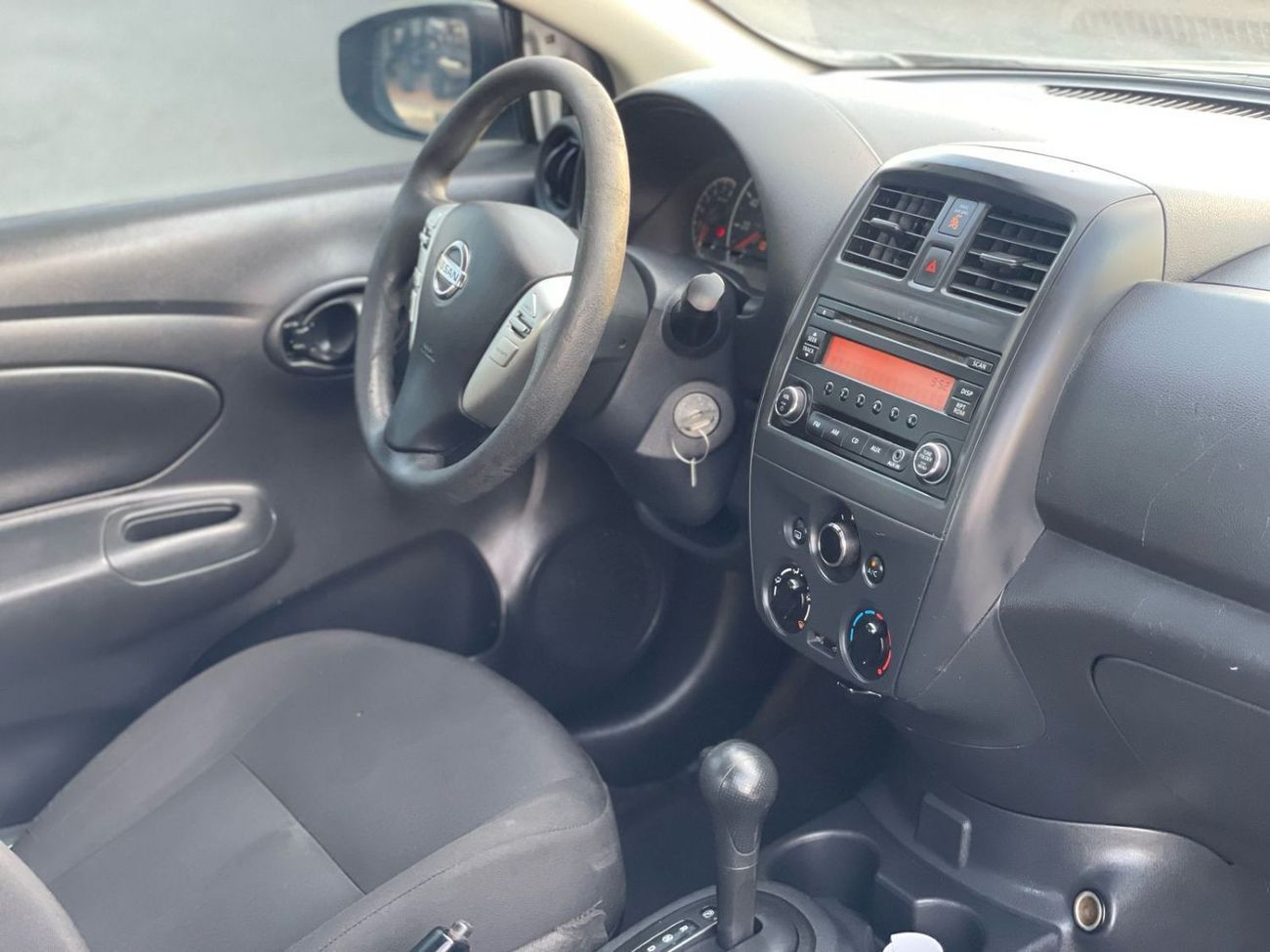 Nissan Versa 2018 Nissan Versa (Sunny) SV 1.5L V4 MidOption  Economical