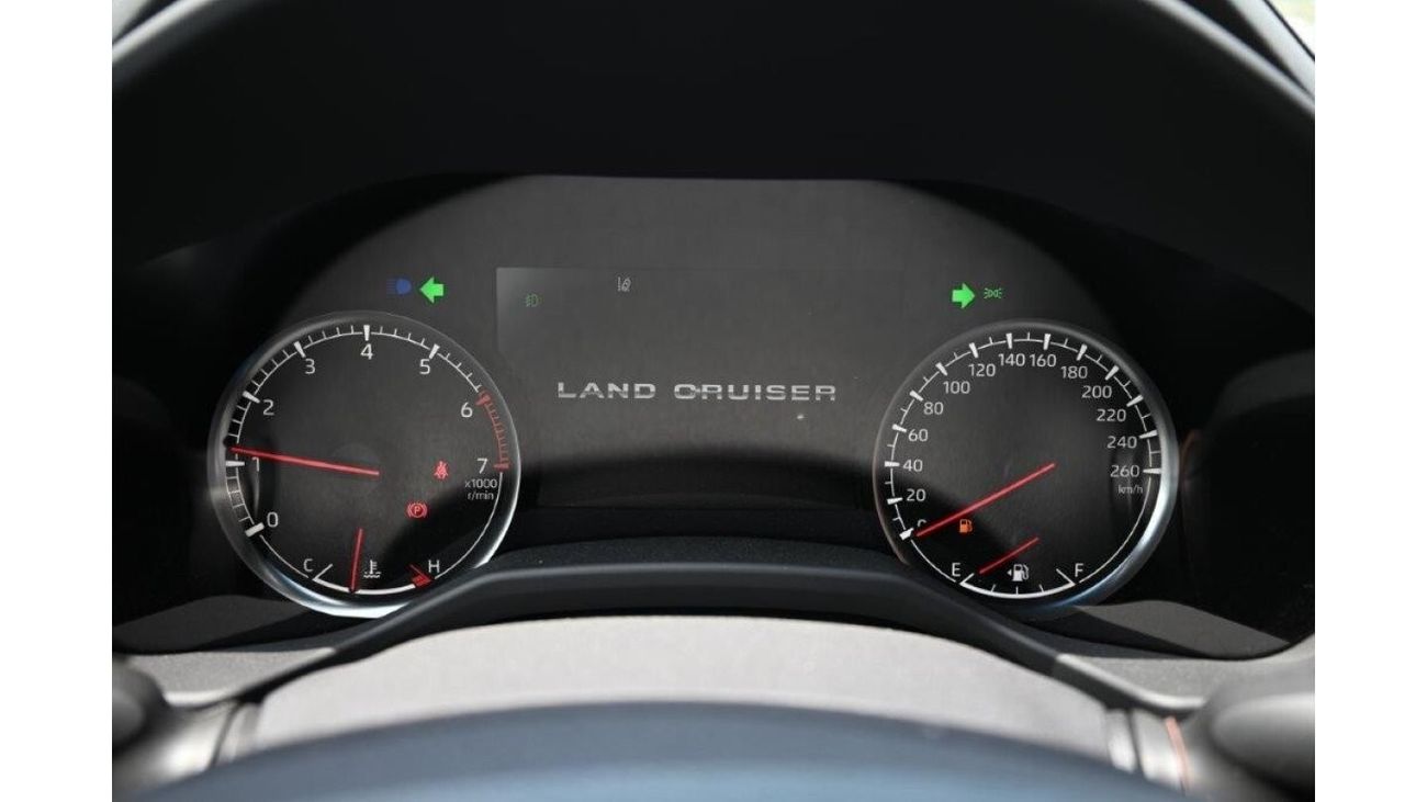 تويوتا لاند كروزر VXR V6 4.0L Petrol Automatic Full Option