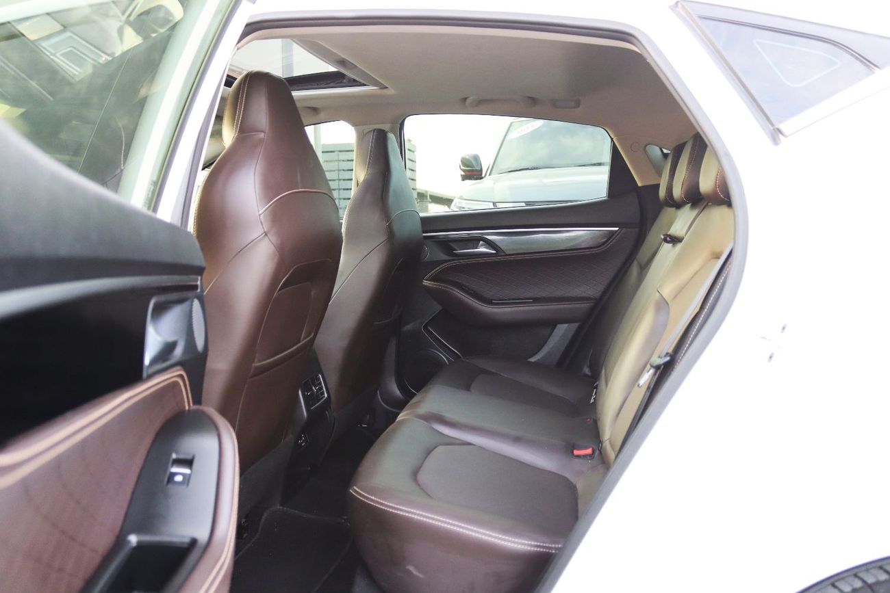 JAC J7 JAC J7 - 2023  - Turbo - GCC - Full option - Accident-free - 1.6L  - Excellent condition