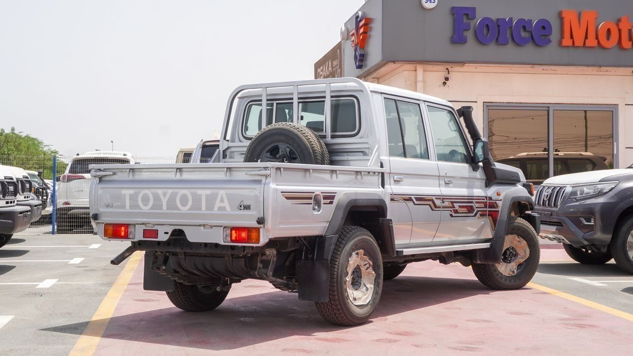 Toyota Land Cruiser Pick Up LC 79 DC 4.5L DIESEL V8